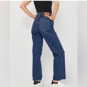 Levi's Premium Ribcage Straight Ankle Jean In Noe Down 33